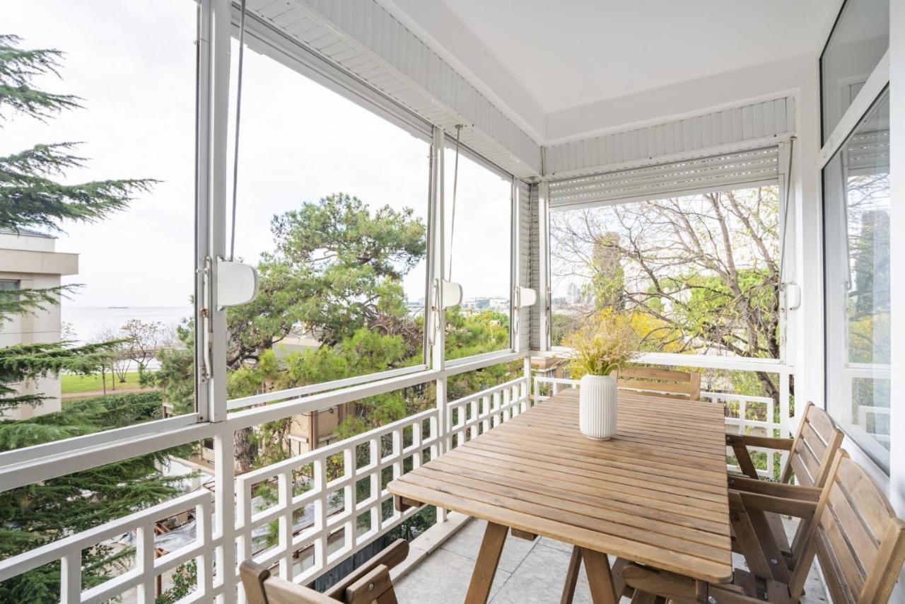 Spacious Flat Near Caddebostan Coast Apartment Istanbul Luaran gambar