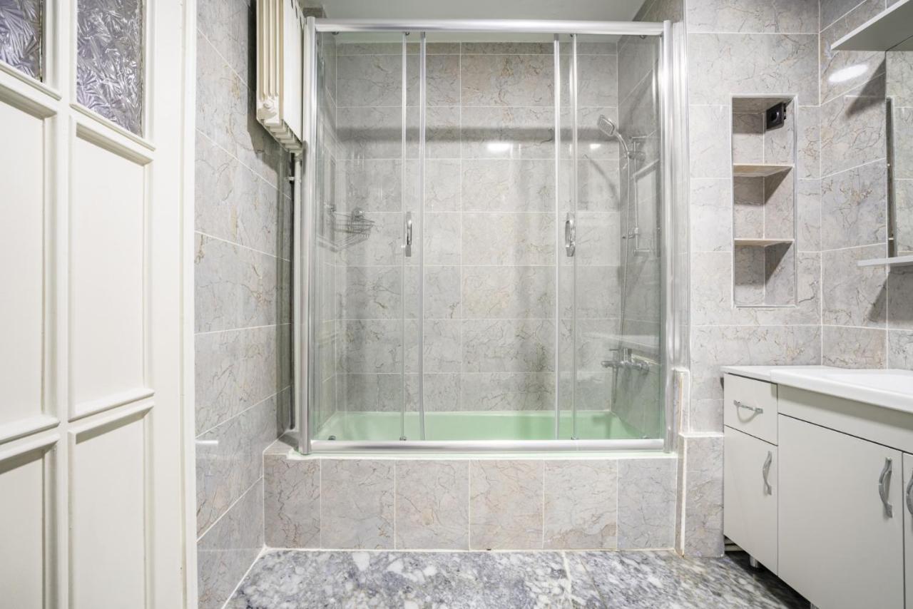 Spacious Flat Near Caddebostan Coast Apartment Istanbul Luaran gambar